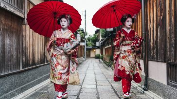 10 Weird Things to Do in Kyoto