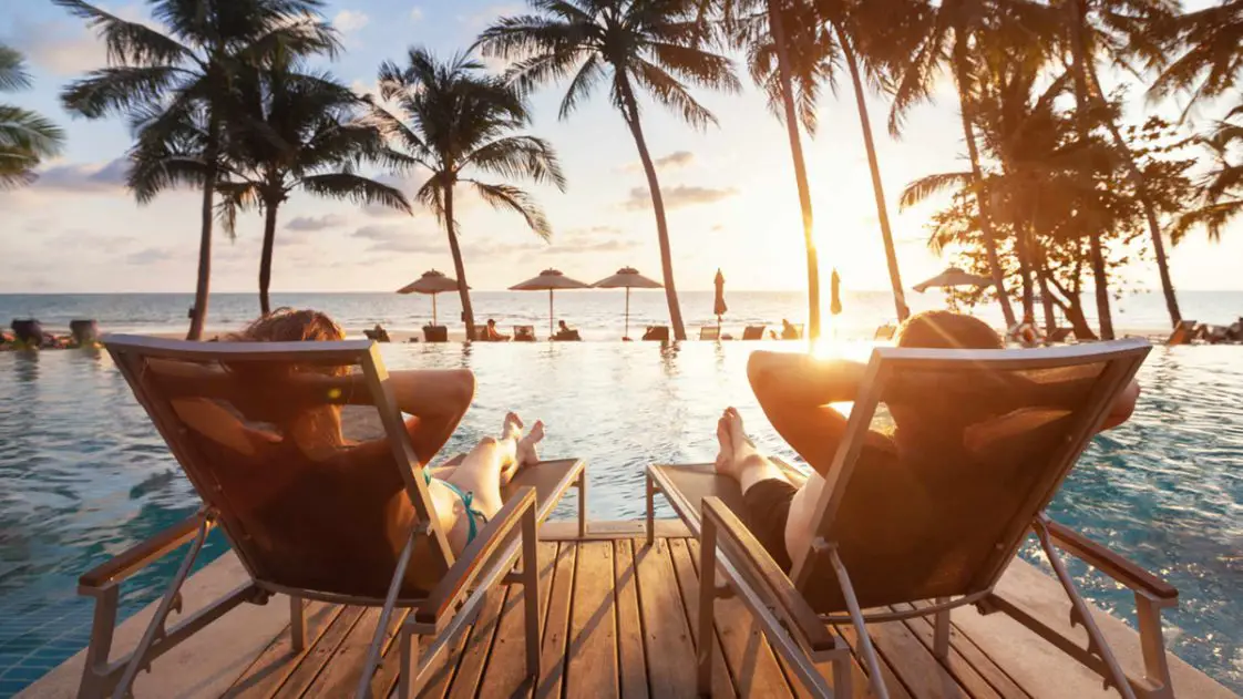 10 of the Most Exotic Vacations Around the World • Pop Listicle