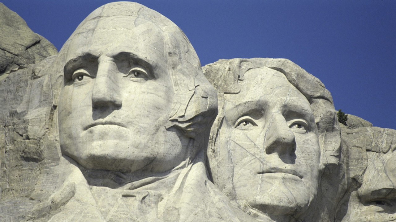 George Washington and Thomas Jefferson faces at Mount Rushmore