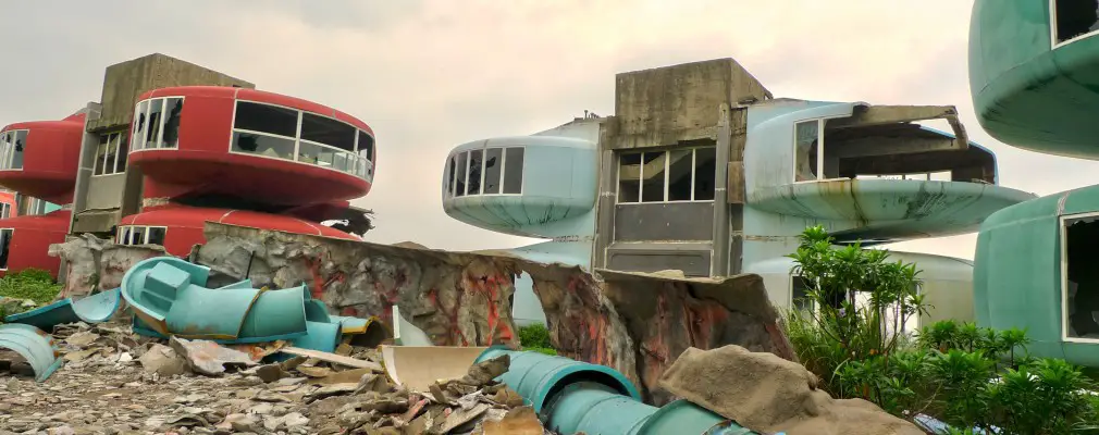 Sanzhi UFO houses, San Zhi, Taiwan