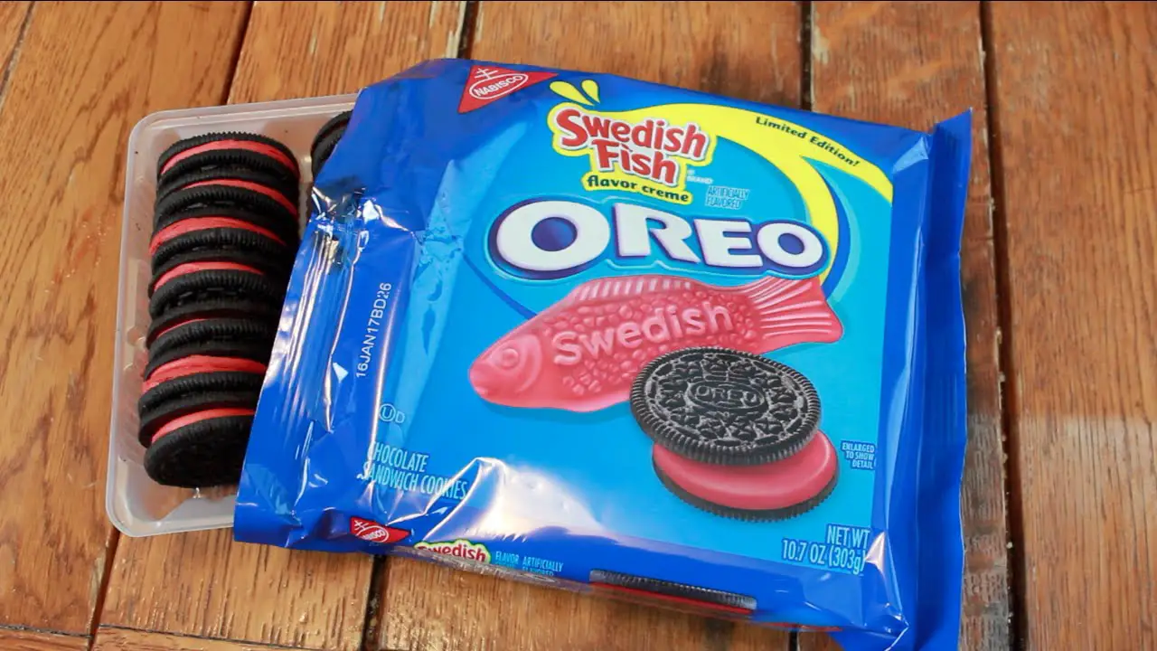 Swedish Fish Oreos