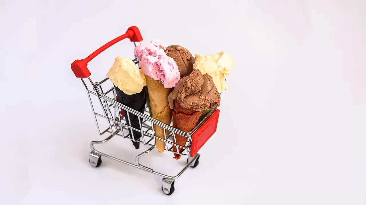 Ice creams in a shopping cart